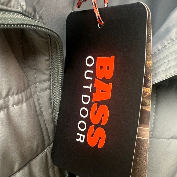 Bass Light Gray Puffer Jacket - Picture 3 of 5